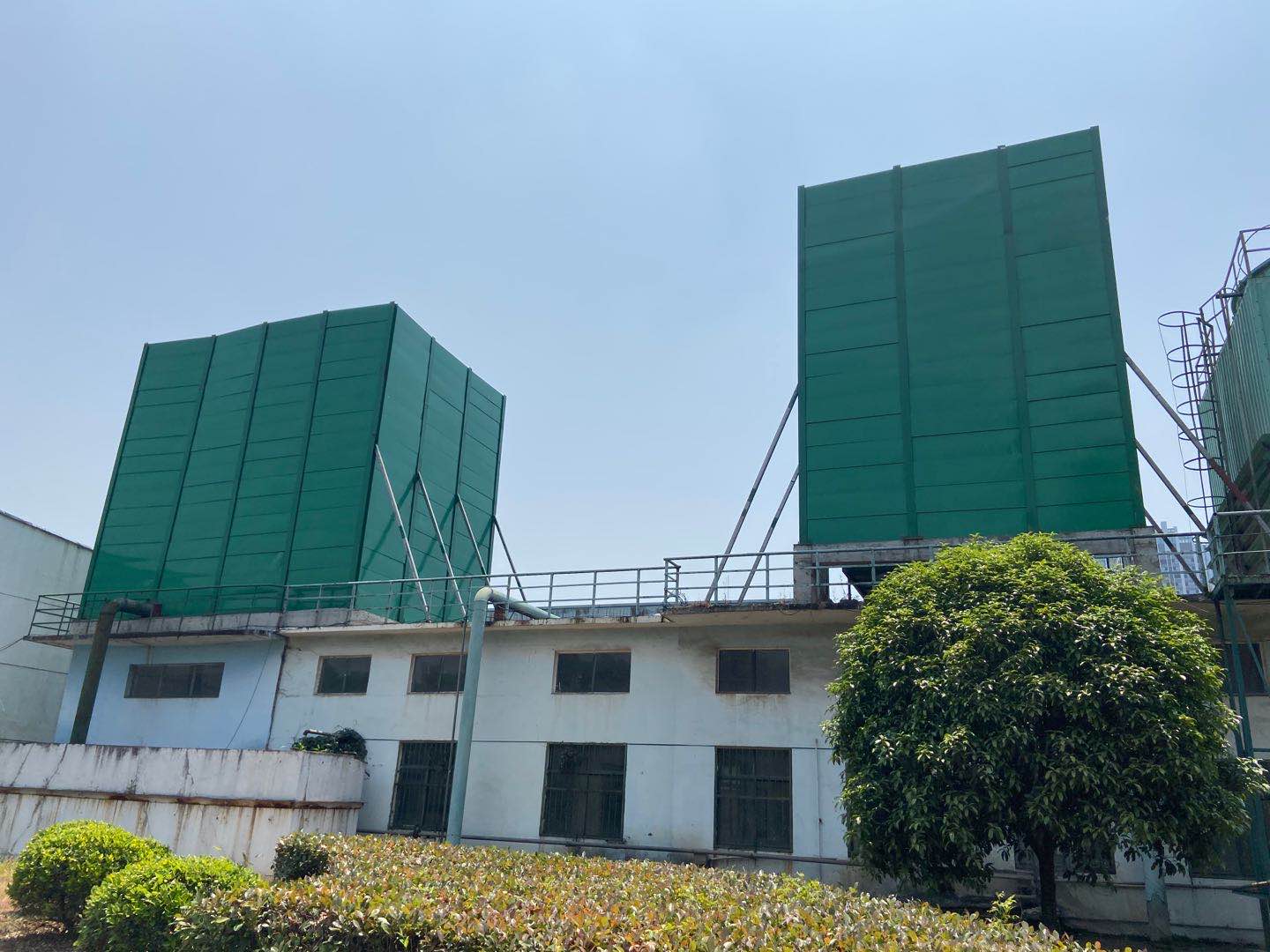 冷卻塔聲(shēng)屏障(圖3) 冷卻塔聲(shēng)屏障(圖3)