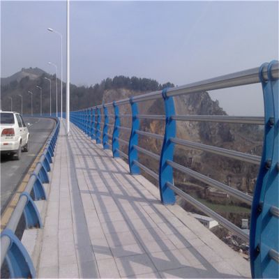 不（bú）鏽鋼橋梁欄杆